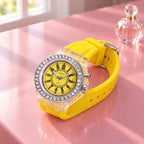 Montre Femme Silicone Cadran Lumineux – bracelet et cadran jaune