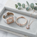 Set Montre Carrée Femme, Bracelet et Collier – cuir blanc
