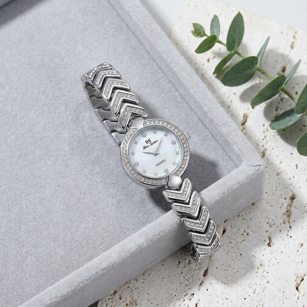 Montre Bijou Femme Ovale Sertie de Strass – argent, cadran nacré