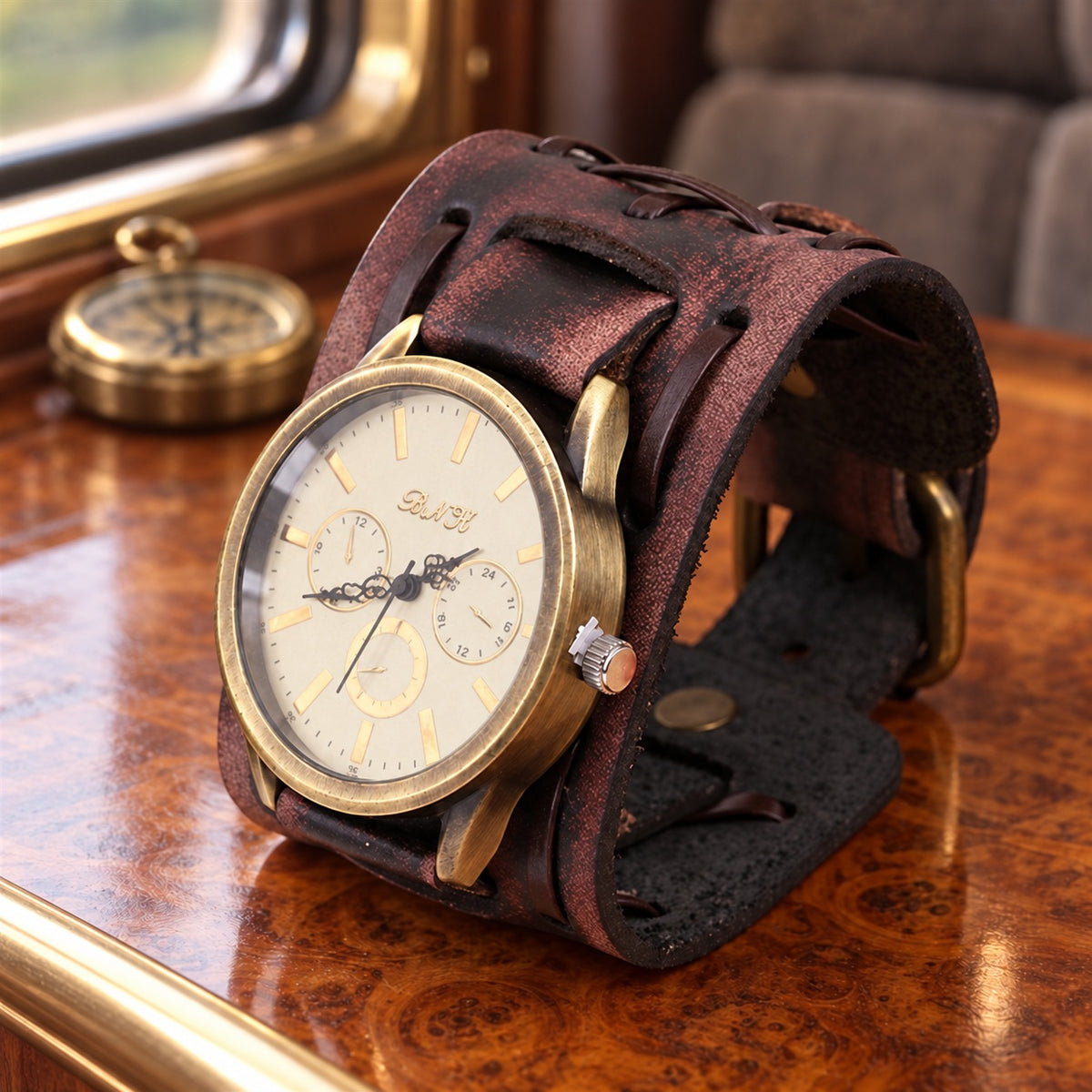 Montre Manchette Cuir Rétro – manchette cuir marron-bordeaux vieilli, boîtier bronze, cadran beige