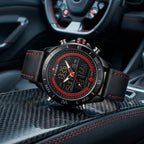 Montre Homme Double Affichage Acier – boîtier noir, détails et surpiqûres rouges, cuir noir
