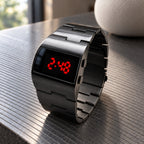Montre Homme LED Acier Design – métal noir anthracite, LED rouges